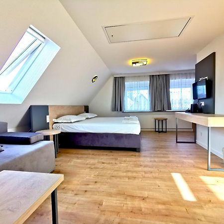 Home Inn Hotel 多尔马根 外观 照片